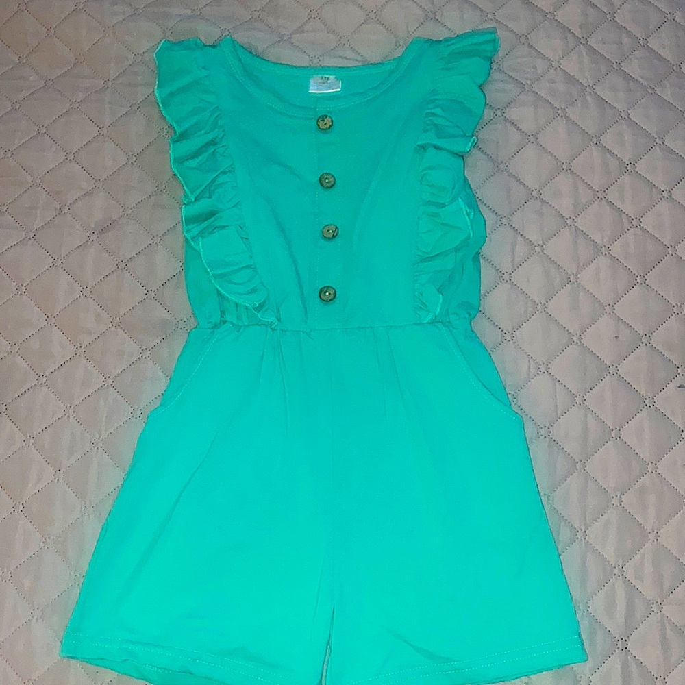 Girls Romper, shorts, size 8/9